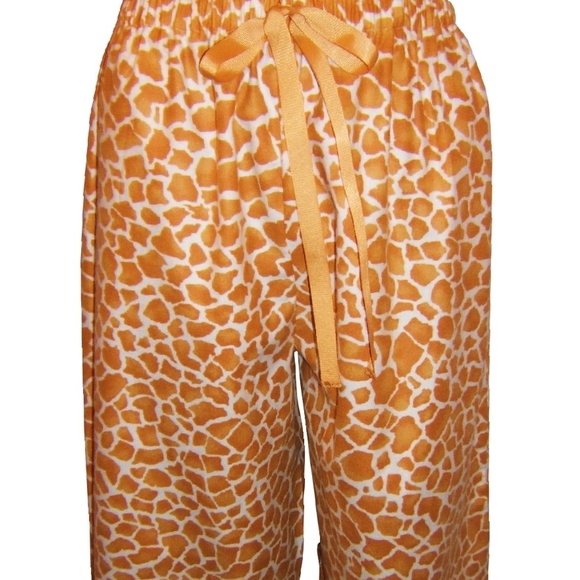 Colorful Giraffe Capri Pajama - Picture 3 of 3